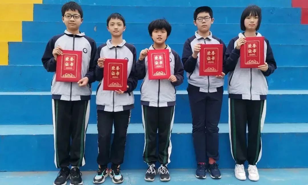 初201班班級之星_副本.jpg 圖片