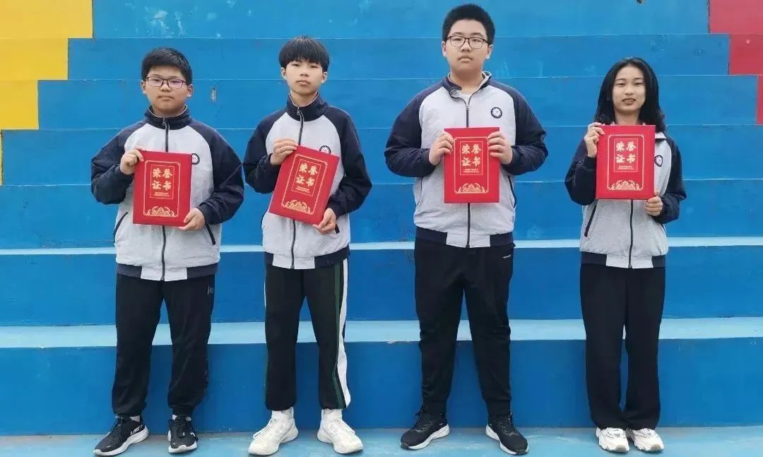 初二新銳之星_副本.jpg 圖片